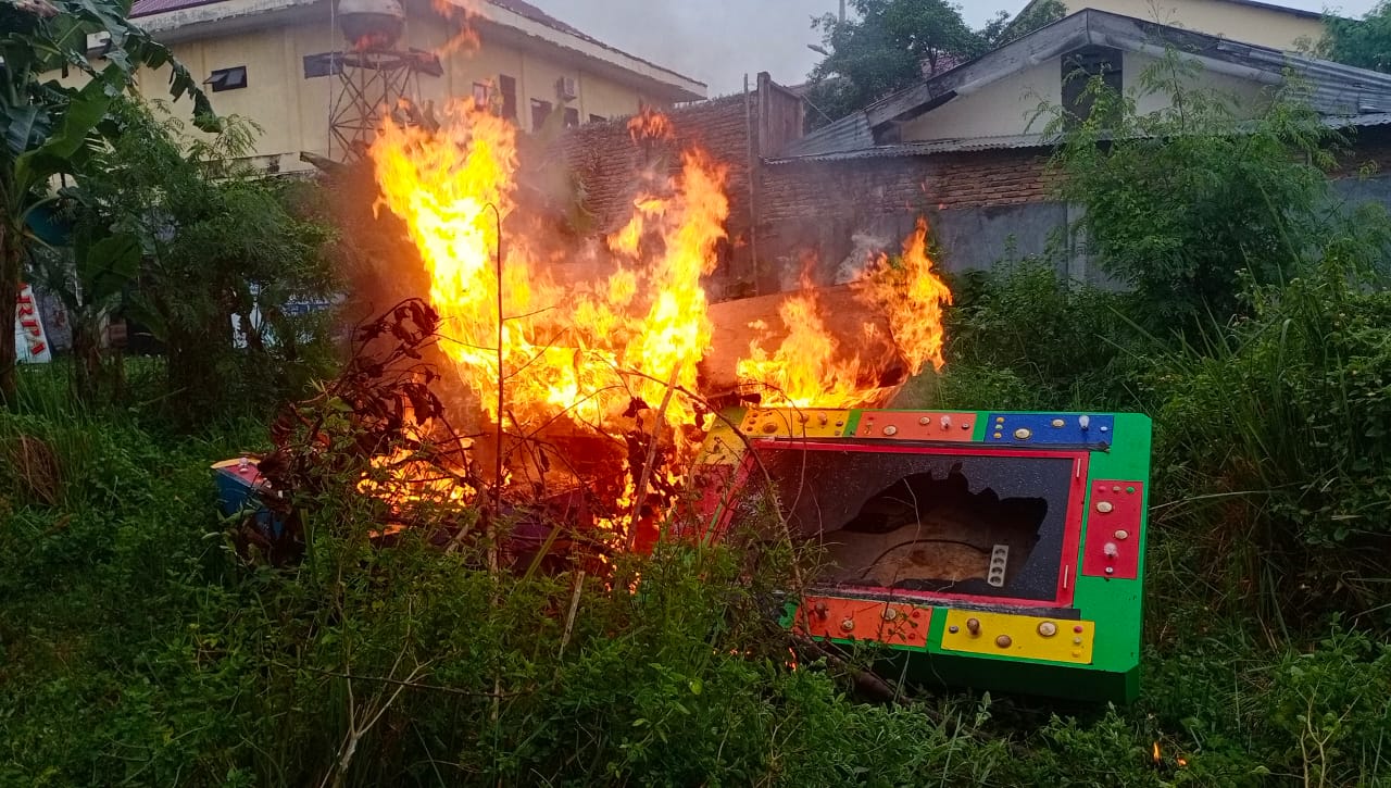 Mesin Judi Tembak Ikan Dibakar, Ini Penyebabnya